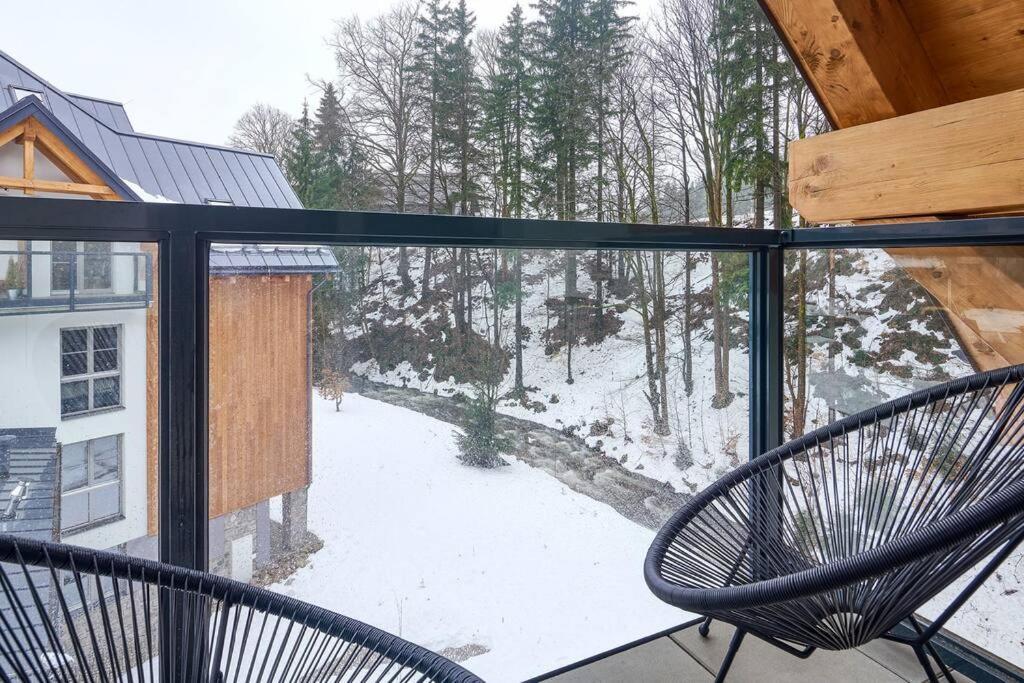 Brand New Mountain Studio & Balcony Харачов Екстериор снимка